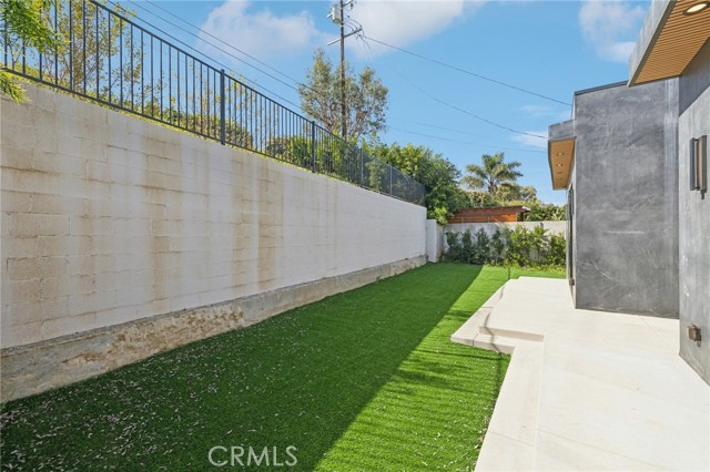 Detail Gallery Image 52 of 57 For 5280 Sanchez, Los Angeles,  CA 90008 - 4 Beds | 4 Baths