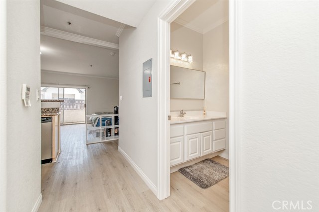 Detail Gallery Image 3 of 13 For 300 N El Molino #312, Pasadena,  CA 91101 - 0 Beds | 1 Baths