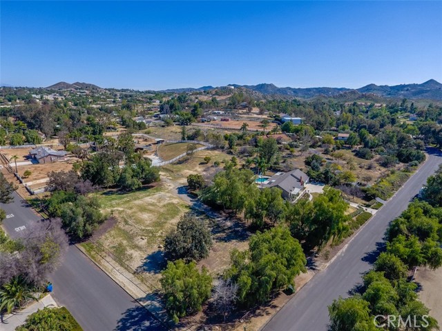 Image 3 for 18612 Sussex Rd, Riverside, CA 92504