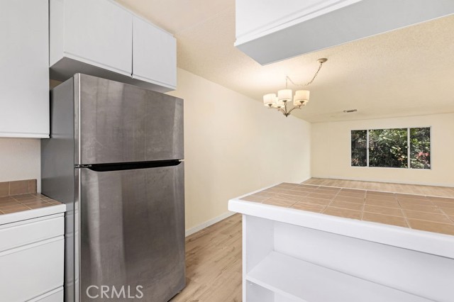 Detail Gallery Image 12 of 33 For 3727 Selby Ave a,  Los Angeles,  CA 90034 - 3 Beds | 3 Baths