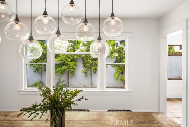 661 Grand Avenue, Long Beach CA: https://media.crmls.org/medias/ab858d61-79f8-41c9-b6e2-21177ee715a2.jpg