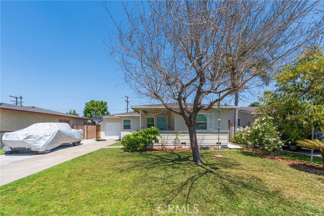 622 S Indiana Street, Anaheim CA: https://media.crmls.org/medias/ab85f916-e17b-4c1f-933b-6bc5702e5366.jpg