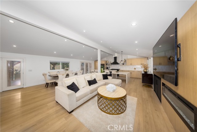 Front Image Thumbnail for CRPW26084913