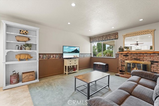 Image 13 of 38 For 6256 Ramona Street
