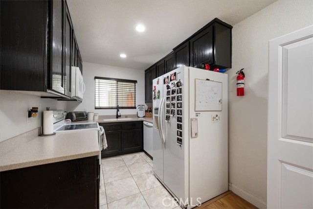 Detail Gallery Image 38 of 51 For 1812 Riverside Ave, Paso Robles,  CA 93446 - 4 Beds | 2/1 Baths