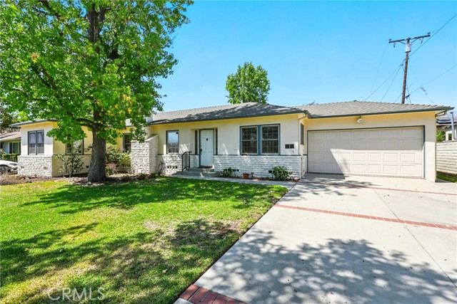8847 Naomi Avenue, San Gabriel CA: https://media.crmls.org/medias/ab88aa8c-7fb5-4385-8e19-665831448c7f.jpg