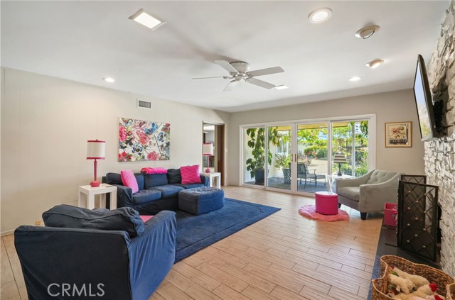 19250 Clymer Street, Porter Ranch CA: https://media.crmls.org/medias/ab8931cc-4afa-47b6-8fc0-e19a0bf4eb67.jpg