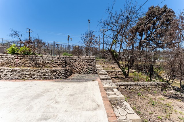 15475 Albright Street, Pacific Palisades CA: https://media.crmls.org/medias/ab89ec9e-e5cd-4598-8169-0a58460b1dcf.jpg