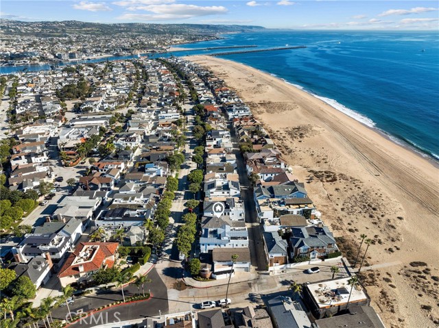 Detail Gallery Image 29 of 36 For 1509 E Ocean Bld, Newport Beach,  CA 92661 - 4 Beds | 3 Baths