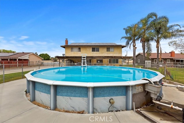 Detail Gallery Image 12 of 21 For 11562 Range View Rd, Jurupa Valley,  CA 91752 - 4 Beds | 2/1 Baths