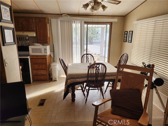 Detail Gallery Image 6 of 12 For 149565 Del Rey, Big River,  CA 92242 - 3 Beds | 2 Baths