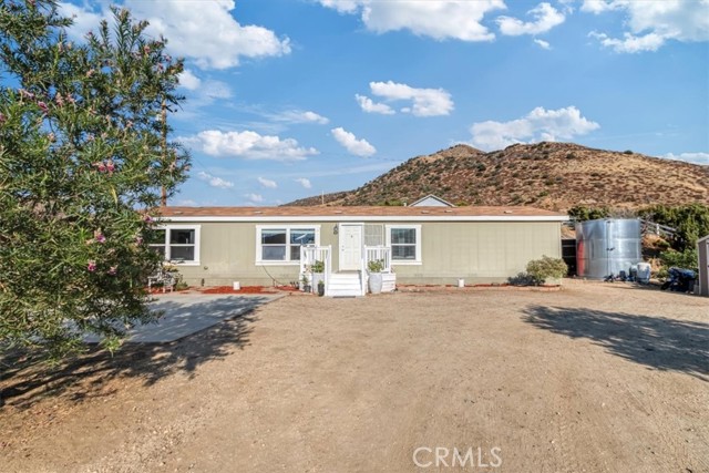 32312 Angeles Forest Hwy, Palmdale, CA 93550