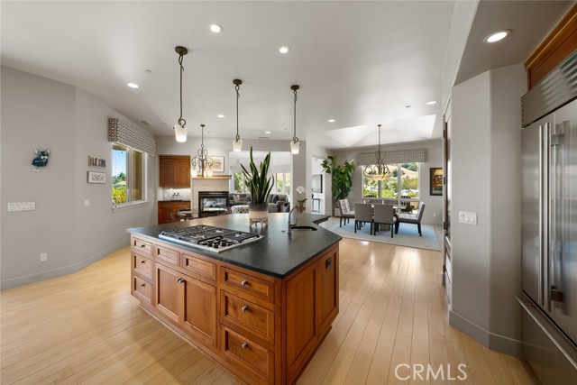 940 Pasatiempo Drive, San Luis Obispo CA: https://media.crmls.org/medias/ab8b79ac-144f-43eb-951f-42c19b0da211.jpg