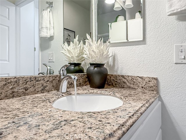 Detail Gallery Image 28 of 50 For 5420 Sylmar Ave #118,  Sherman Oaks,  CA 91401 - 2 Beds | 2 Baths