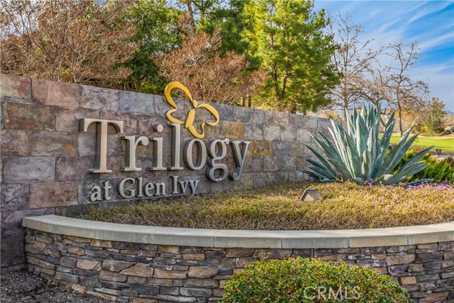 9112 Deergrass Street, Corona CA: https://media.crmls.org/medias/ab8c34ea-9fb1-4f8c-879f-2db8f3929c46.jpg