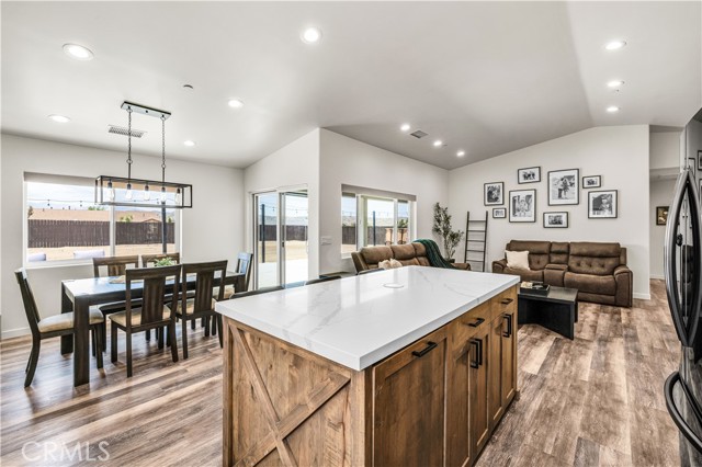 Detail Gallery Image 12 of 37 For 7412 Del Monte Ave, Yucca Valley,  CA 92284 - 3 Beds | 2 Baths