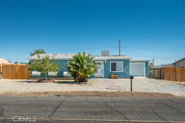 Detail Gallery Image 1 of 1 For 74032 Gorgonio Dr, Twentynine Palms,  CA 92277 - 2 Beds | 1 Baths
