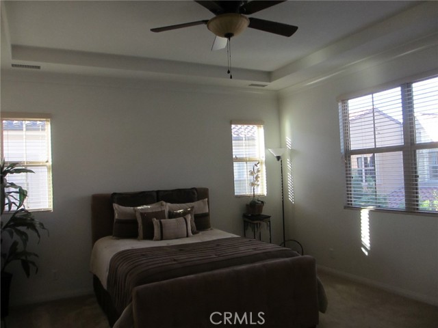 211 Mantle, Irvine CA: https://media.crmls.org/medias/ab8e29b6-4dc7-490c-891b-c580b40948e6.jpg