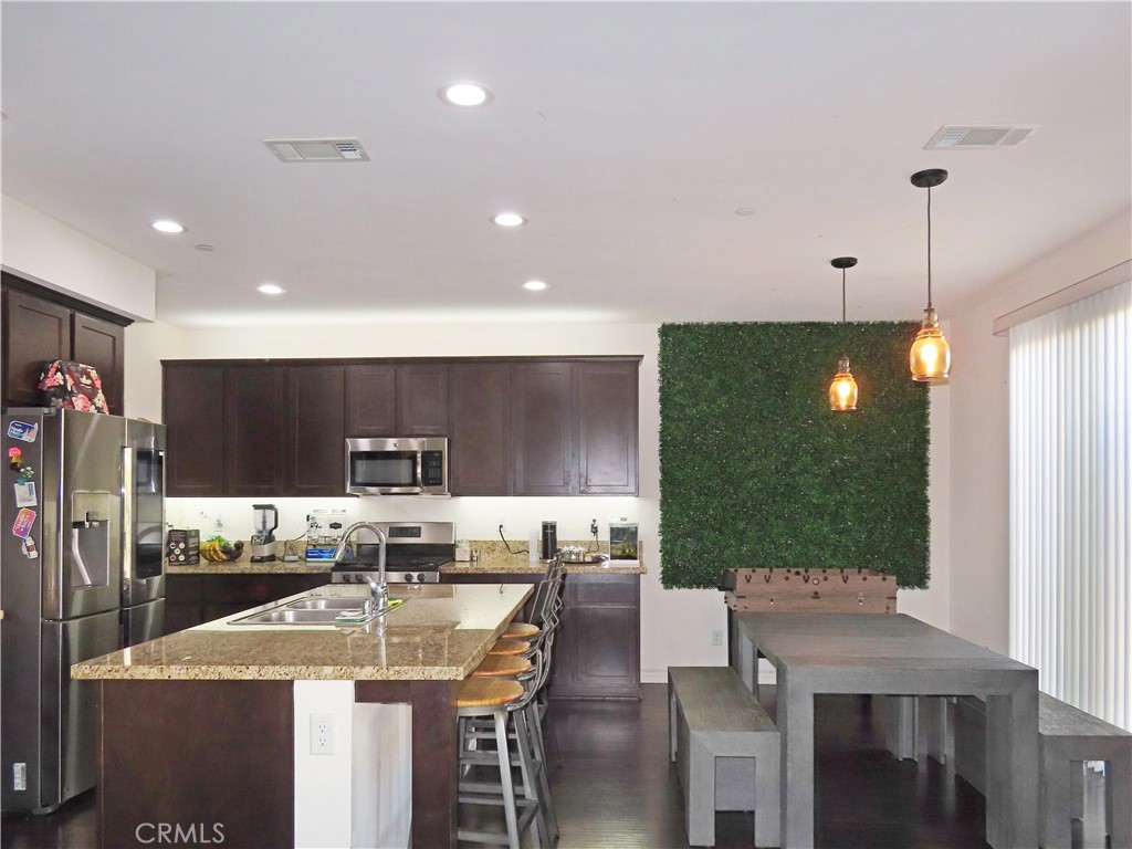 MLS #IV25225970 image #13