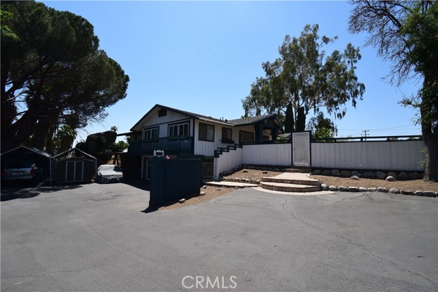Detail Gallery Image 2 of 31 For 26641 Ironwood Ave, Moreno Valley,  CA 92555 - 4 Beds | 3 Baths