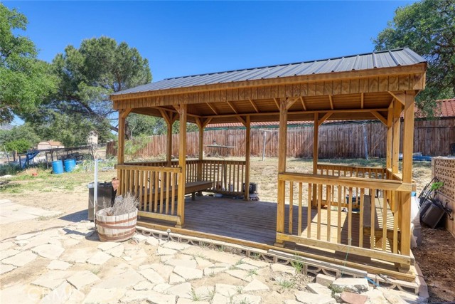 Detail Gallery Image 30 of 46 For 22621 Camp Dr, Tehachapi,  CA 93561 - 2 Beds | 2 Baths