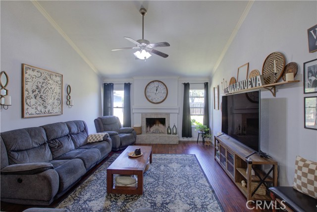 Detail Gallery Image 8 of 38 For 429 Gail Ct, Merced,  CA 95348 - 3 Beds | 2 Baths