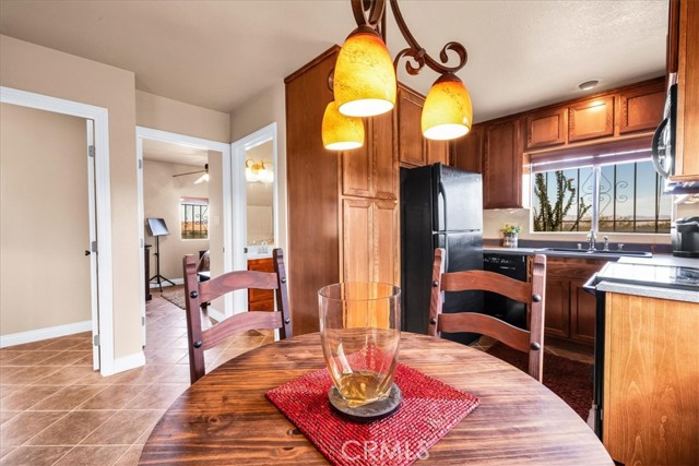 380 Mack Lane, 29 Palms CA: https://media.crmls.org/medias/ab911e74-99d4-499d-9d64-951d56d01e94.jpg