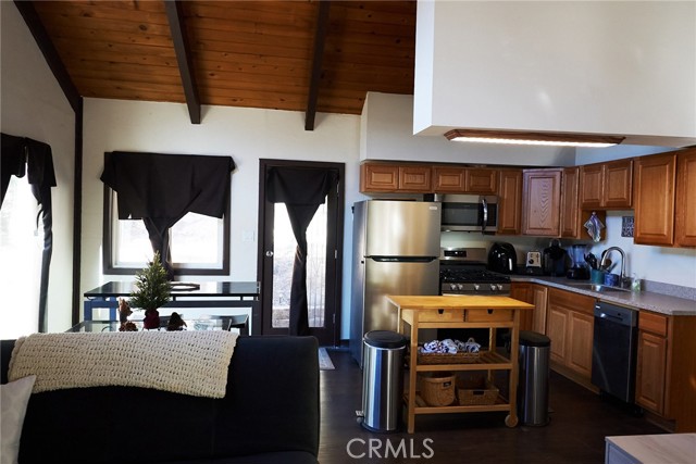 Detail Gallery Image 21 of 28 For 14913 Geneva Ct, –,  CA 93222 - 2 Beds | 1 Baths