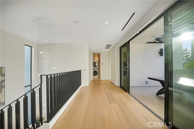 Detail Gallery Image 29 of 69 For 6687 Colgate Ave, Los Angeles,  CA 90048 - 6 Beds | 6 Baths