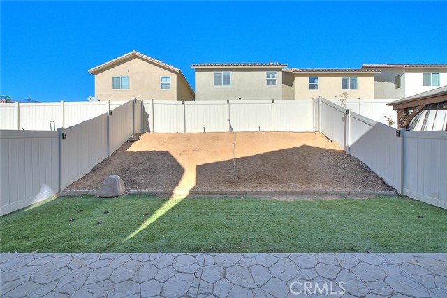 Detail Gallery Image 8 of 50 For 27480 Red Rock Rd, Moreno Valley,  CA 92555 - 3 Beds | 2/1 Baths