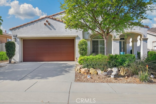 Detail Gallery Image 1 of 53 For 1556 Bloomington, Beaumont,  CA 92223 - 3 Beds | 2 Baths