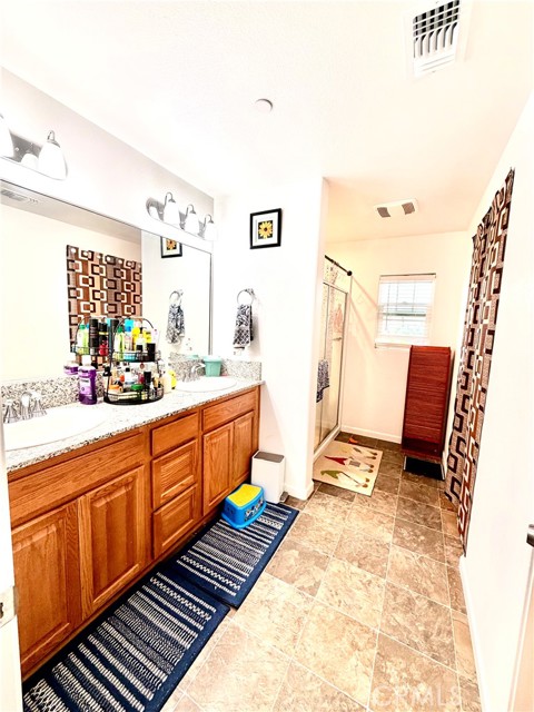 Detail Gallery Image 26 of 39 For 156 Harp Ct, Merced,  CA 95341 - 4 Beds | 3 Baths