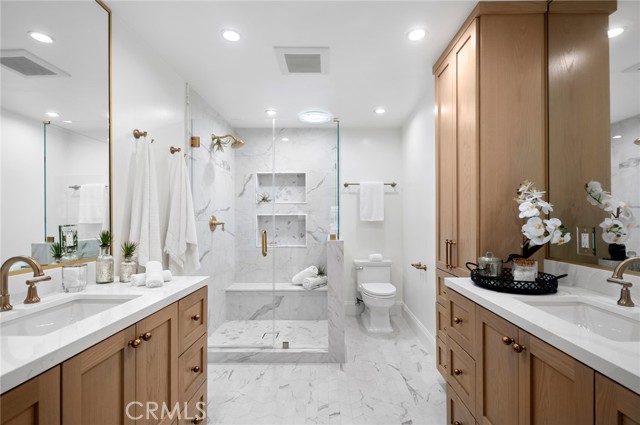 362 Vista Madera, Newport Beach CA: https://media.crmls.org/medias/ab940da0-886e-4aac-a2f7-dfcd82796072.jpg