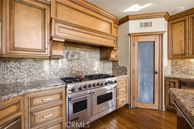 28103 Point Hamiltair, Lake Arrowhead, CA 92352