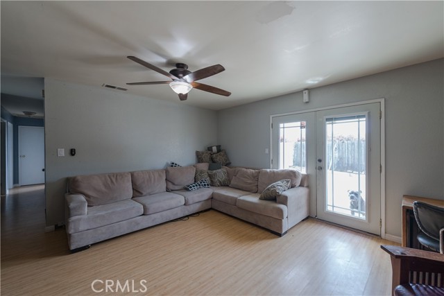 Detail Gallery Image 5 of 17 For 538 Milky Way, –,  CA 93436 - 3 Beds | 2 Baths