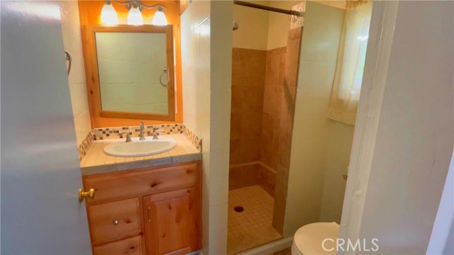 Detail Gallery Image 12 of 41 For 4980 Ponderosa Way, Midpines,  CA 95325 - 4 Beds | 2 Baths