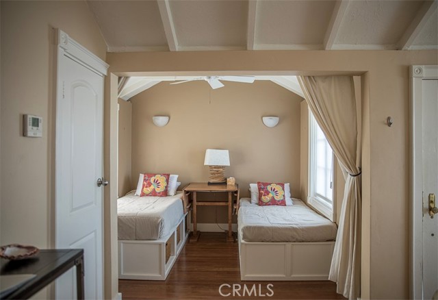 Detail Gallery Image 33 of 43 For 1086 Glenneyre St, Laguna Beach,  CA 92651 - 2 Beds | 1 Baths