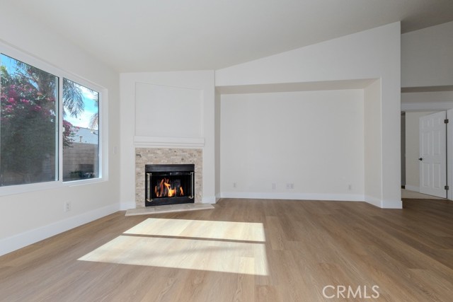 MLS #OC25164195 image #26