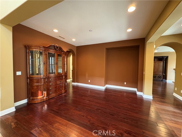 Detail Gallery Image 8 of 61 For 20209 Milano Ct, Yorba Linda,  CA 92886 - 5 Beds | 4/1 Baths