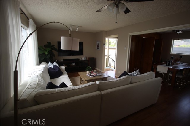 508 30th Street, Hermosa Beach CA: https://media.crmls.org/medias/ab9847d0-b130-4afd-829d-c306a0f78aa3.jpg