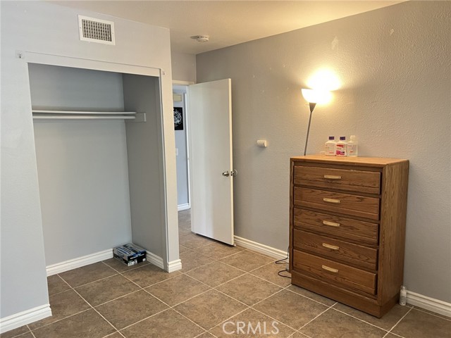 Detail Gallery Image 18 of 23 For 5600 via Junipero Serra, Riverside,  CA 92506 - 4 Beds | 3 Baths