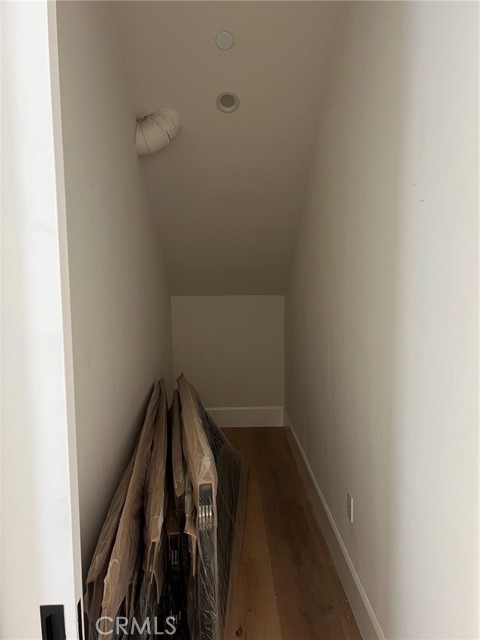 20329 Stagg Street photo 24