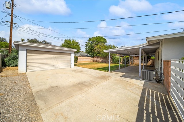 Detail Gallery Image 2 of 19 For 3453 Sunnyside Dr, Riverside,  CA 92506 - 3 Beds | 1 Baths