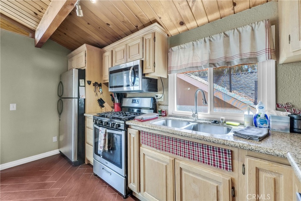 MLS #PW25271638 image #16