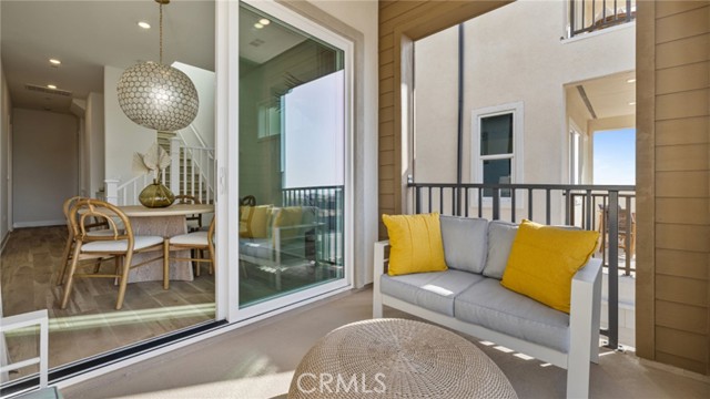 Detail Gallery Image 7 of 18 For 110 Seep, Irvine,  CA 92618 - 4 Beds | 3/2 Baths