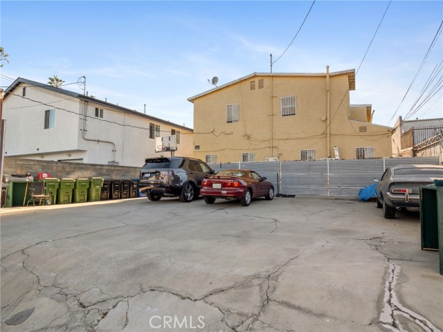 7714 S Broadway, Los Angeles CA: https://media.crmls.org/medias/ab9a8142-c291-47c7-a8d8-a1d1f2d76d89.jpg