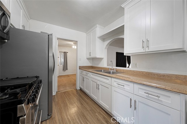 Detail Gallery Image 7 of 23 For 1722 Davidson, San Bernardino,  CA 92411 - 3 Beds | 1 Baths