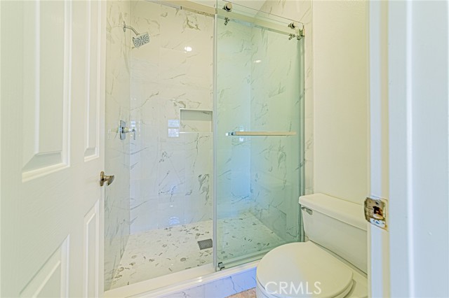 Detail Gallery Image 13 of 24 For 2030 Villa Del Lago #B,  Chino Hills,  CA 91709 - 3 Beds | 2/1 Baths