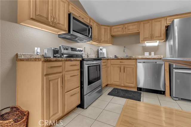 959 Rodeo, Fullerton CA: https://media.crmls.org/medias/ab9c2cd4-9999-4d54-994e-43efcbf430f9.jpg