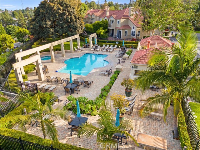 37 Giotto, Aliso Viejo CA: https://media.crmls.org/medias/ab9d12a6-c904-4a3a-8241-960a0e82ce9c.jpg